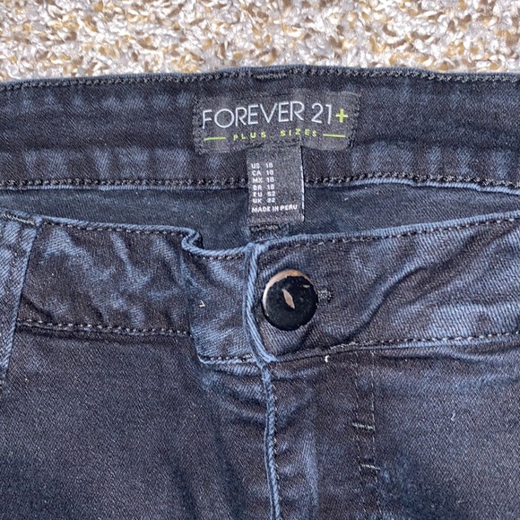 Forever 21 Distressed Skinny Jeans - Picture 2 of 4